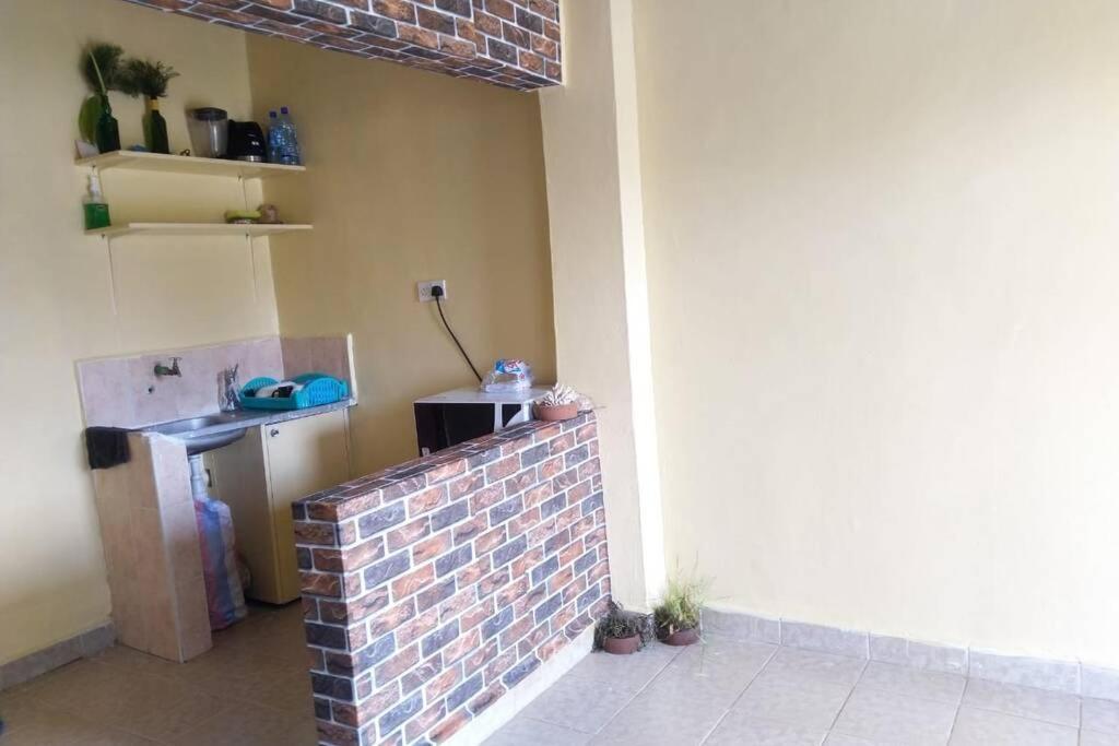 Roadside One Bedroom Apartment Juja Nairobi Bagian luar foto