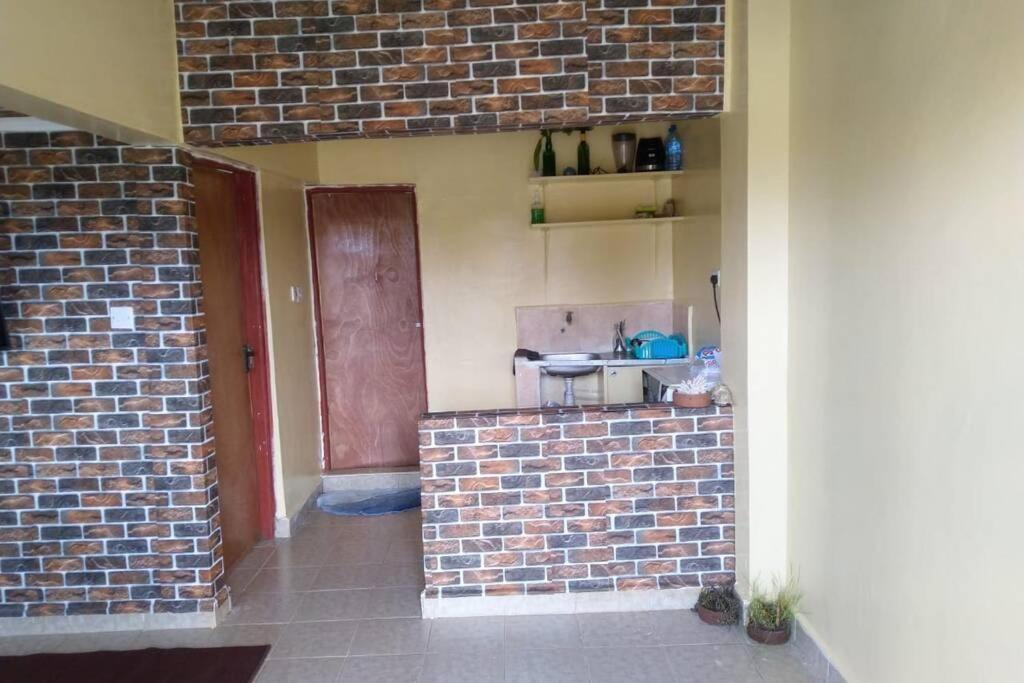 Roadside One Bedroom Apartment Juja Nairobi Bagian luar foto