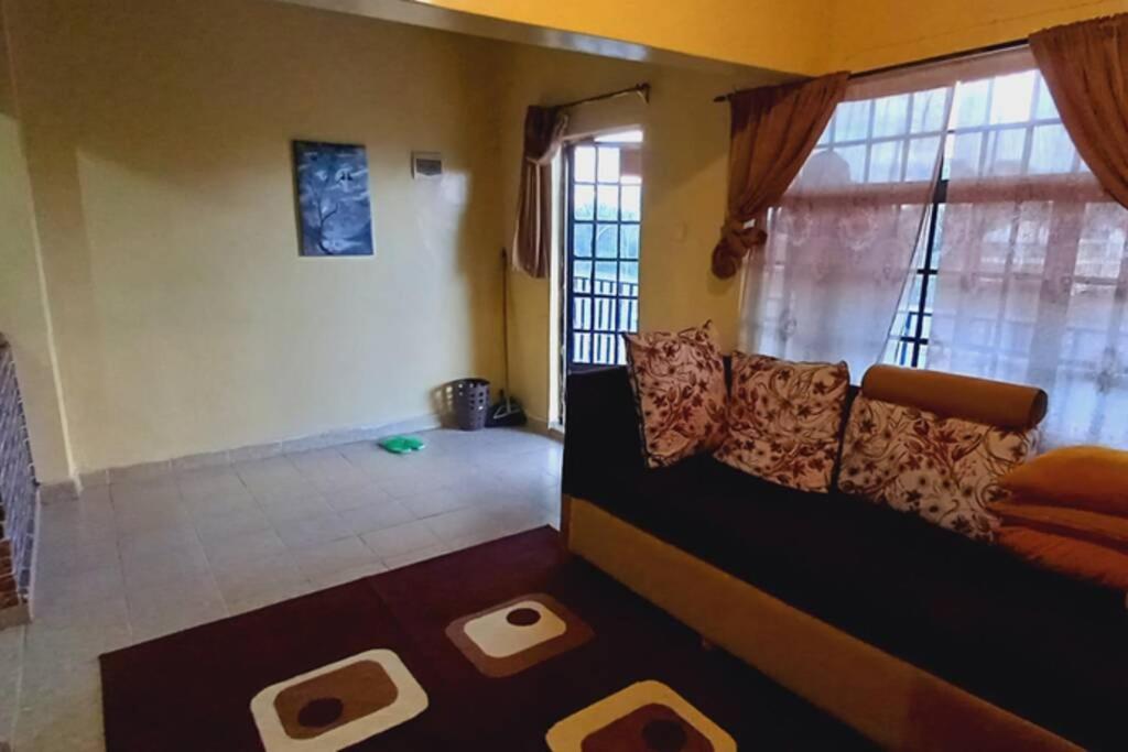 Roadside One Bedroom Apartment Juja Nairobi Bagian luar foto