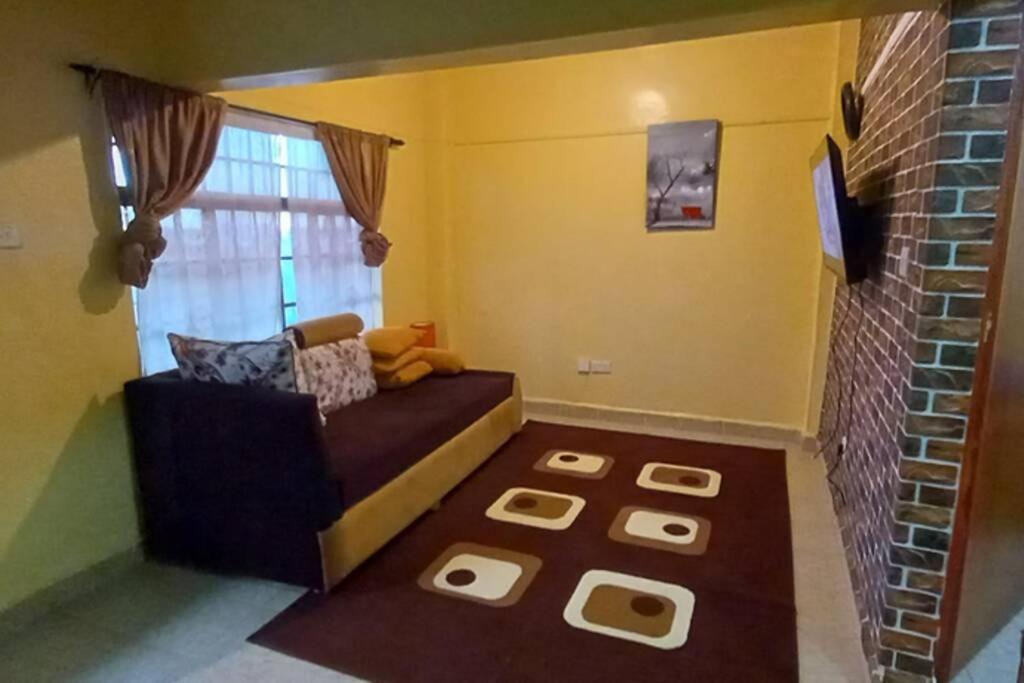 Roadside One Bedroom Apartment Juja Nairobi Bagian luar foto